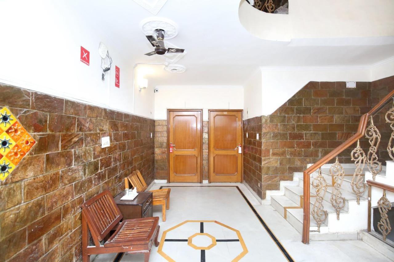 Oyo 5637 Hotel Majestic Chandigarh Bagian luar foto